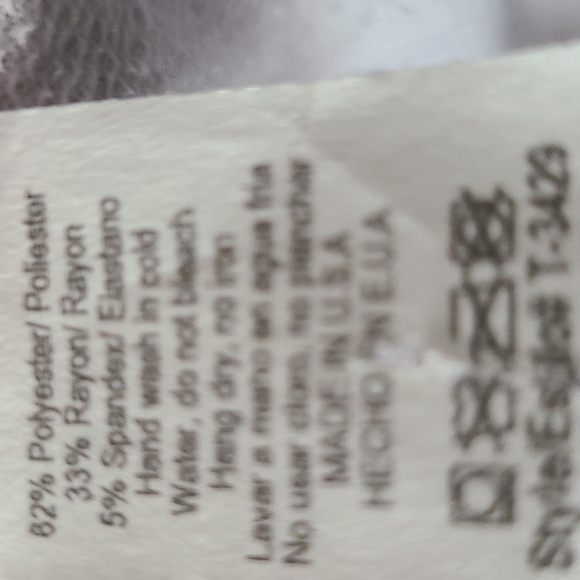 Womans top - Picture 3 of 4